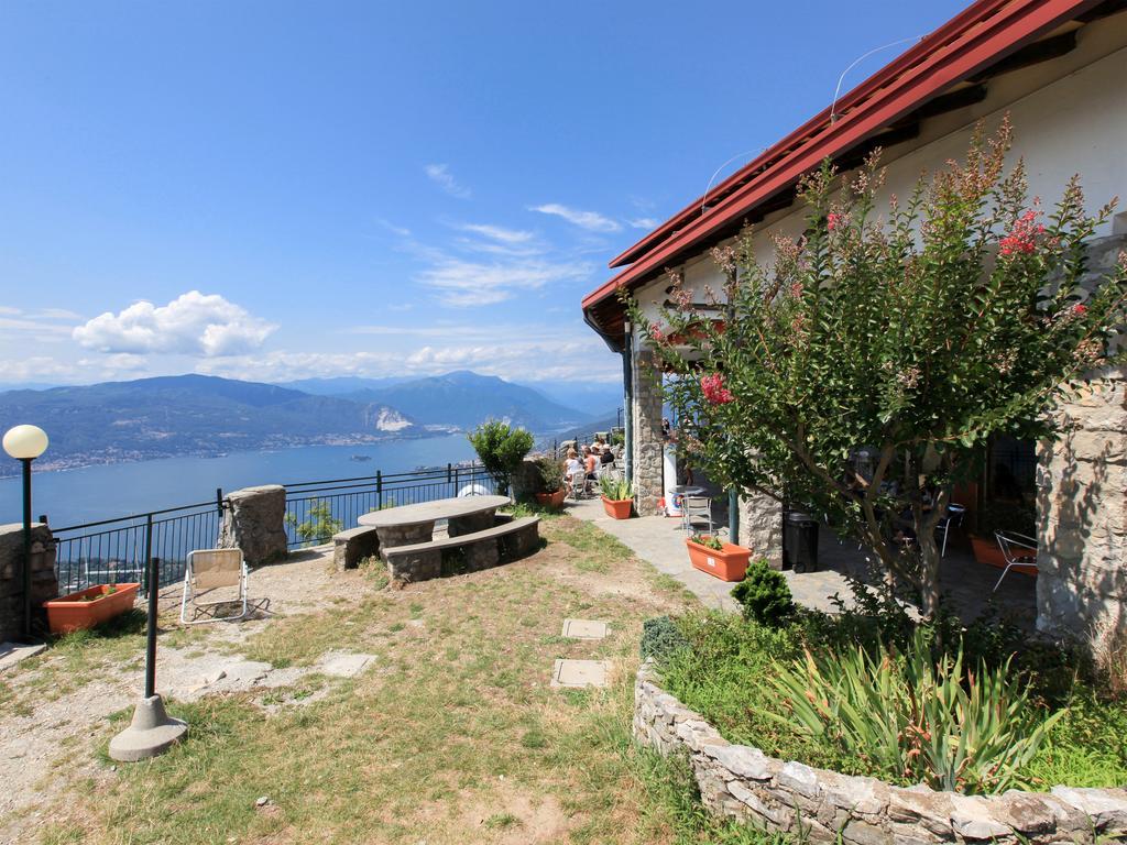 Hotel Funivia Laveno-Mombello Exteriér fotografie