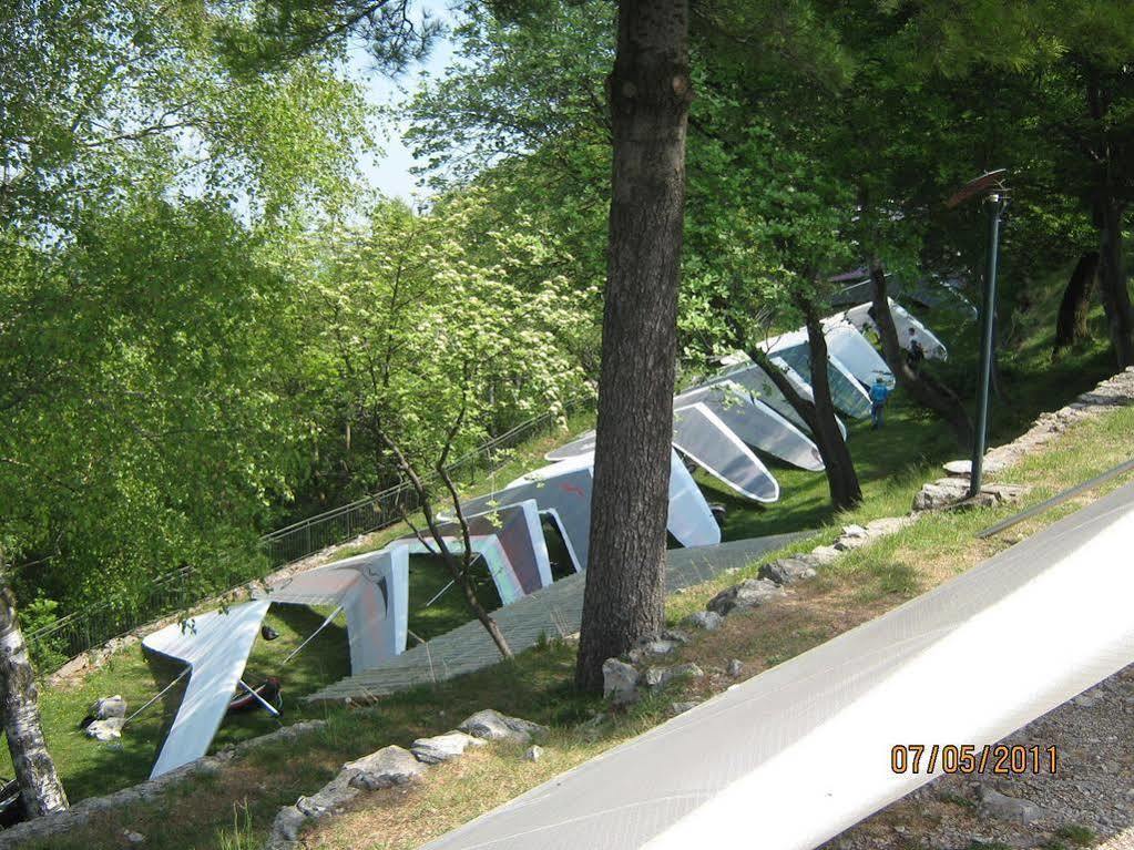 Hotel Funivia Laveno-Mombello Exteriér fotografie